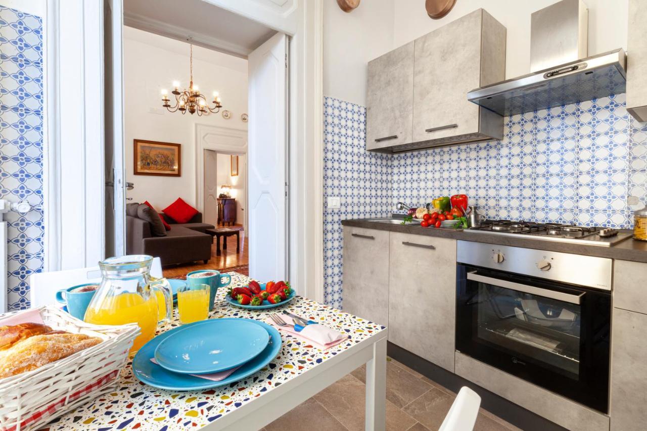 Teresella Suite Napoli Esterno foto